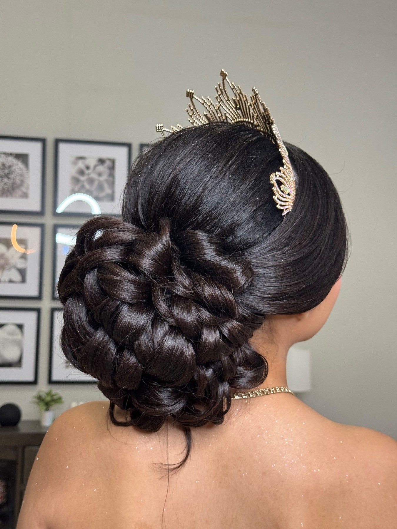 Quinceañeras: maquillaje y peinado, look 4